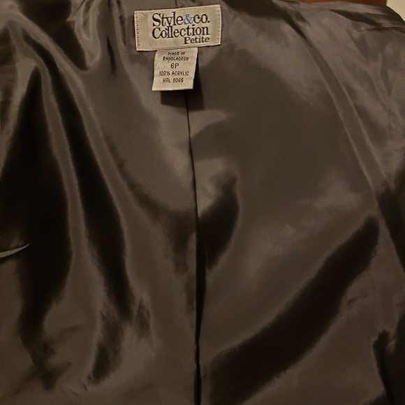 Women's blazer Size: - Picture 3 of 3